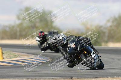 media/Nov-16-2025-Race Pace (Sun) [[8c5fa54630]]/Verified Riders/2-Turn 7 (945am)/